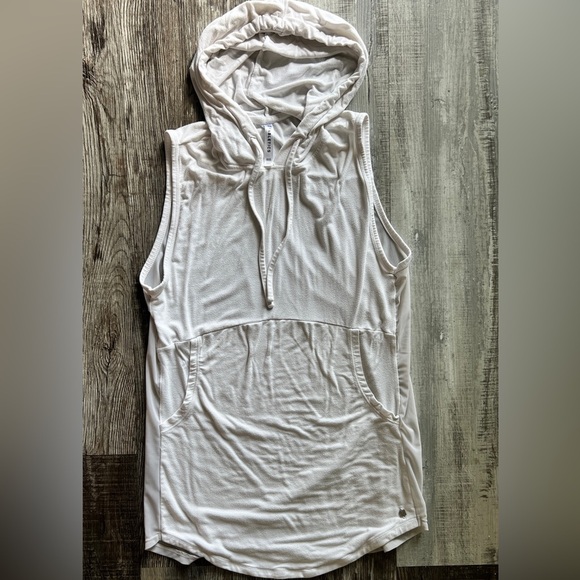 Fabletics Women’s White Sleeveless Hoodie Top Size XXS - Picture 4 of 7